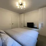 Appartement Number 8 *
