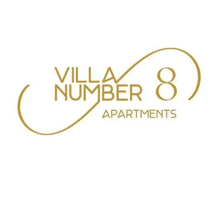 Number 8 Apartman *