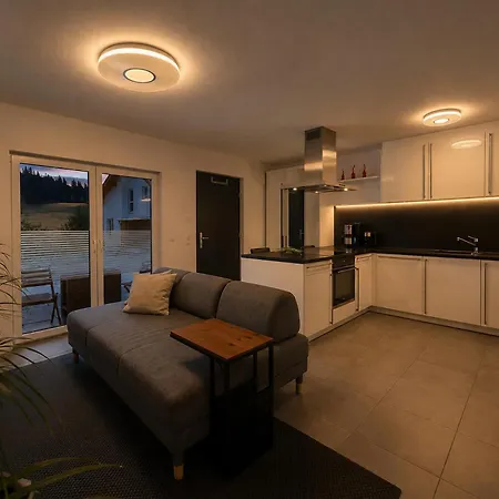 Apartman Number 8 *
